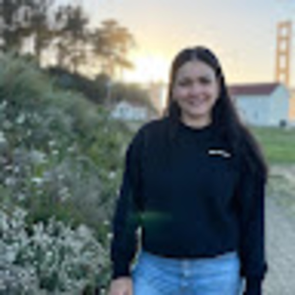 Meet your Posher, Ana
